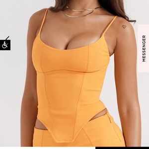 FLAVIA
TANGERINE SCULPTING CORSET